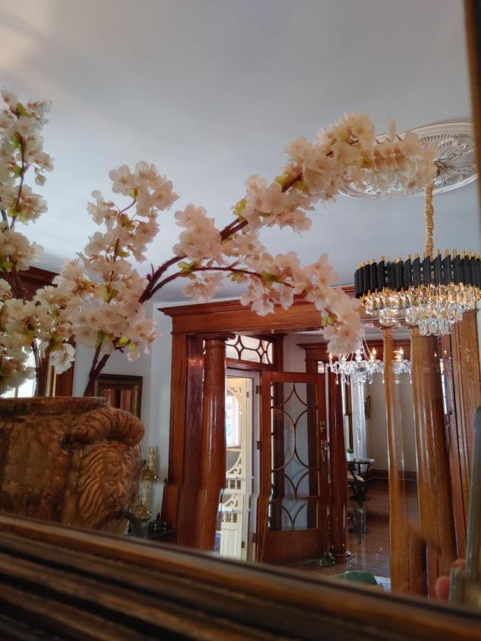 Stonewater Manor B&B Gananoque Exterior photo
